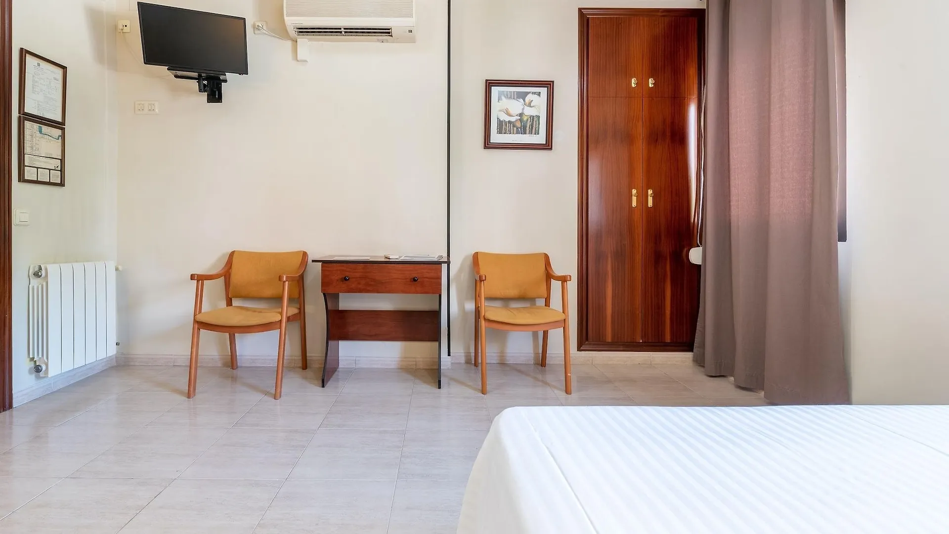 Hotel Canada Tarragona Spain